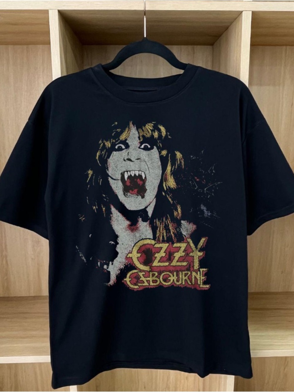 Ozzy Osbourne Sting Vampire Retro Black T-shirt